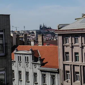 Hotel Dahlia, Prag